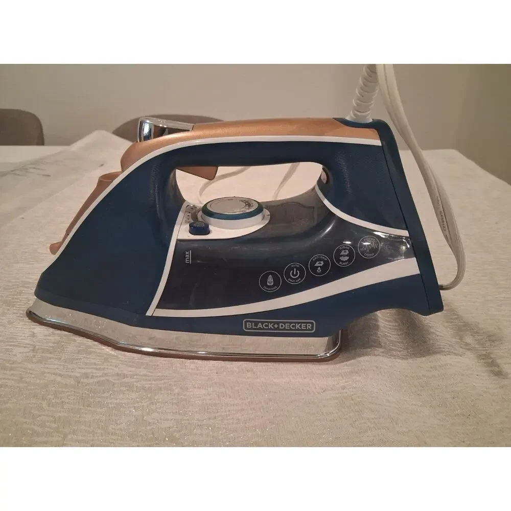BLACK+DECKER D3300 Elite Pro Series STEAM IRON LAUNDRY EXCELLENT USED CONDITION